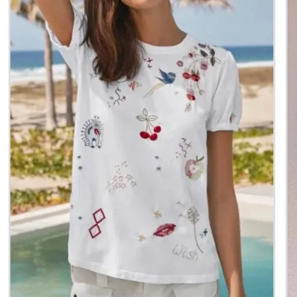 Johnny Was White T-Shirt with Floral Embroidery - Picture 1 of 4